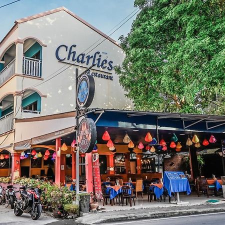 Sugar And Spice Inn Bãi biển Kata Ngoại thất bức ảnh