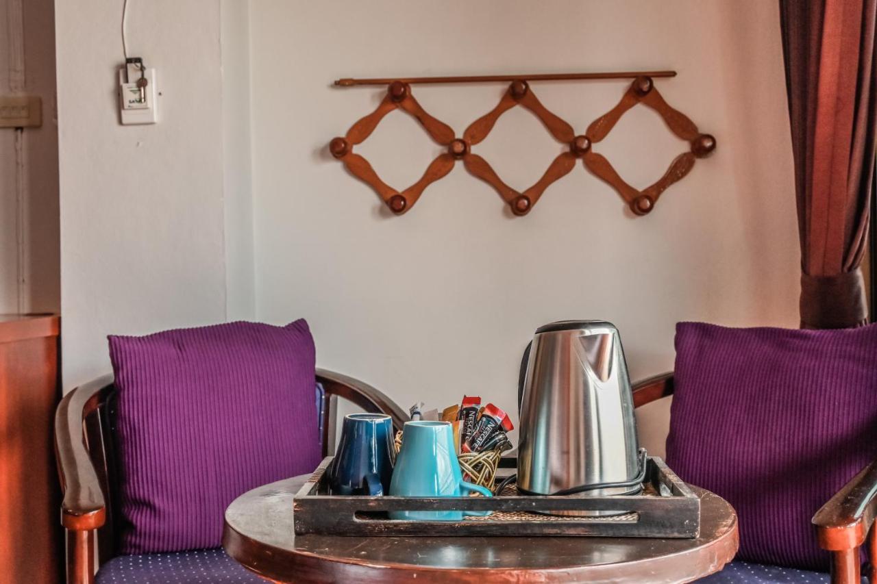 Sugar And Spice Inn Bãi biển Kata Ngoại thất bức ảnh