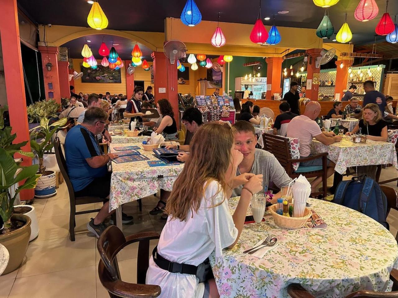 Sugar And Spice Inn Bãi biển Kata Ngoại thất bức ảnh